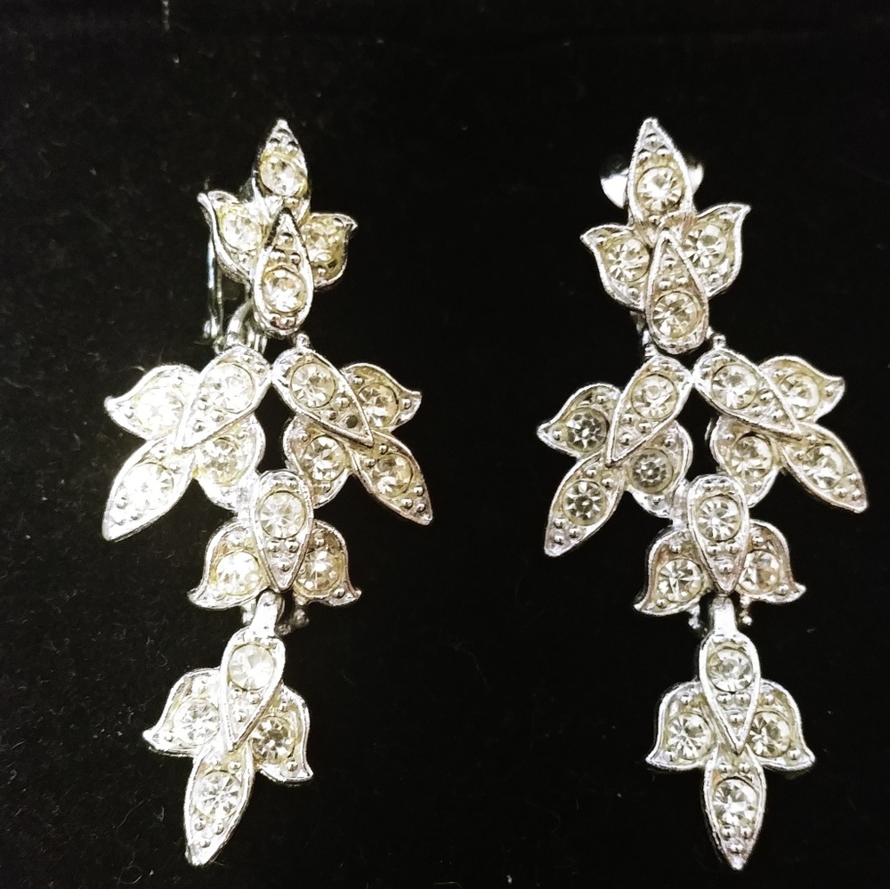 Sarah Coventry Leaf Motif Rhinestone Earrings